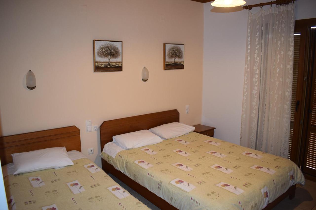 Guesthouse Arsenis Каламбака Екстер'єр фото